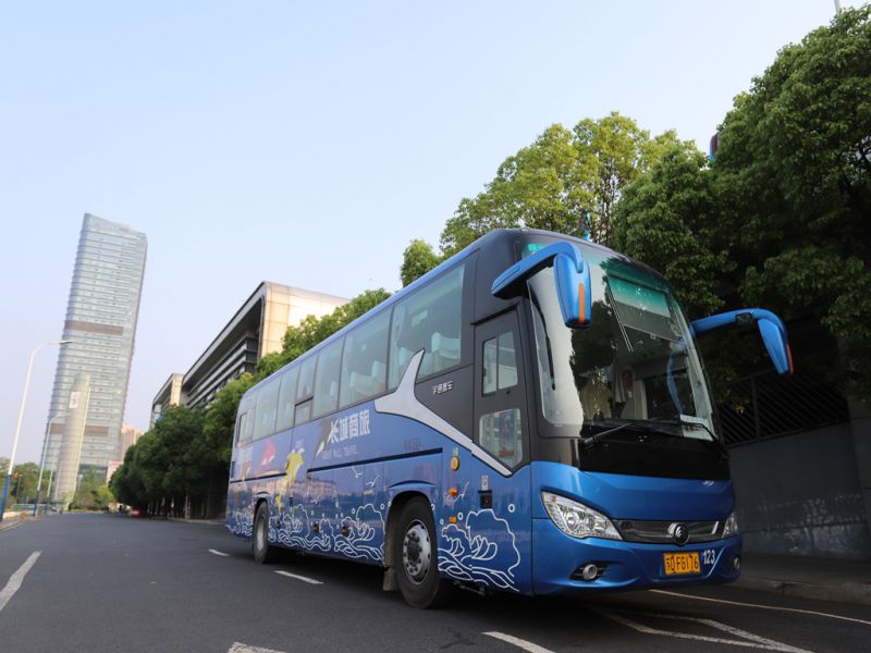 開(kāi)學(xué)季“校園專(zhuān)線(xiàn)車(chē)”護(hù)航學(xué)生返校